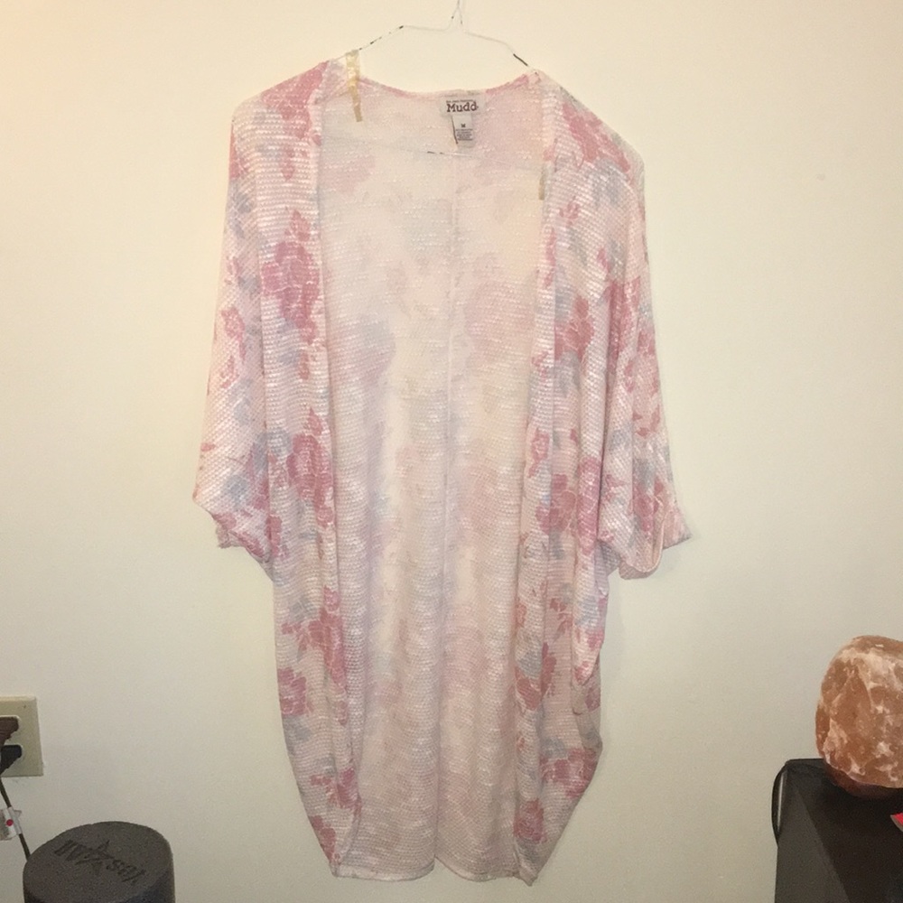 Pink Floral flowy Cardigan/Kimono